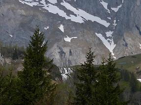 Seeausfluss herangezoomt