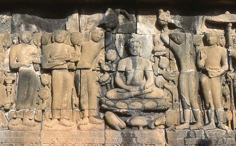 Gesture of meditation (skr. Dhyanamudra) in the seat on a lotosthron with hands resting calmly in the lap