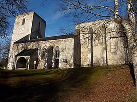 Die Ruine der Kirche von Döllersheim
