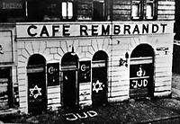 Antisemitische Parolen auf dem Wiener Café Rembrandt in Wien