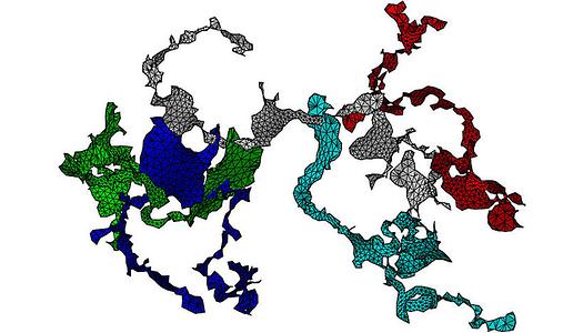 Um die Auffädelungen zu visualisieren und zu quantifizieren, haben wir rechnerisch eine dreieckige minimale Oberfläche (Blase) auf jedem Ringmolekül (hier die Kontur einer Oberfläche) umfasst. Das Aufspießen einer Oberfläche durch die andere definiert eine Fädelung