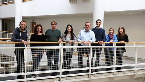 Gerhard F. Ecker (middle) and his team. From the left to the right: Jakob Hager, Claire Colas, Michael Viereck, Daniela Digles, Riccardo Martini, Florentina Troger und Barbara Füzi.