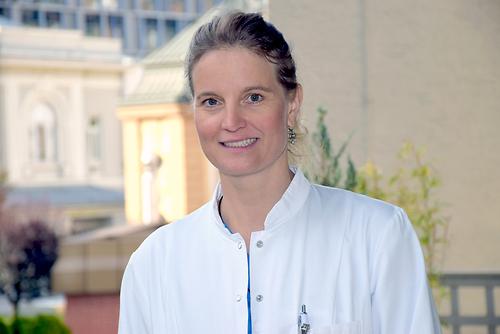 Katharina Hüfner (Univ.-Klinik f. Psychiatrie II) untersuchte mit ihrem Team die psychische Gesundheit im Rahmen der tirolweiten 'Gesundheit nach COVID 19'-Befragung.