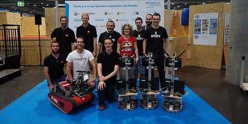 Zwei erfolgreiche TU Graz-Robotik Teams beim RoboCup 2016