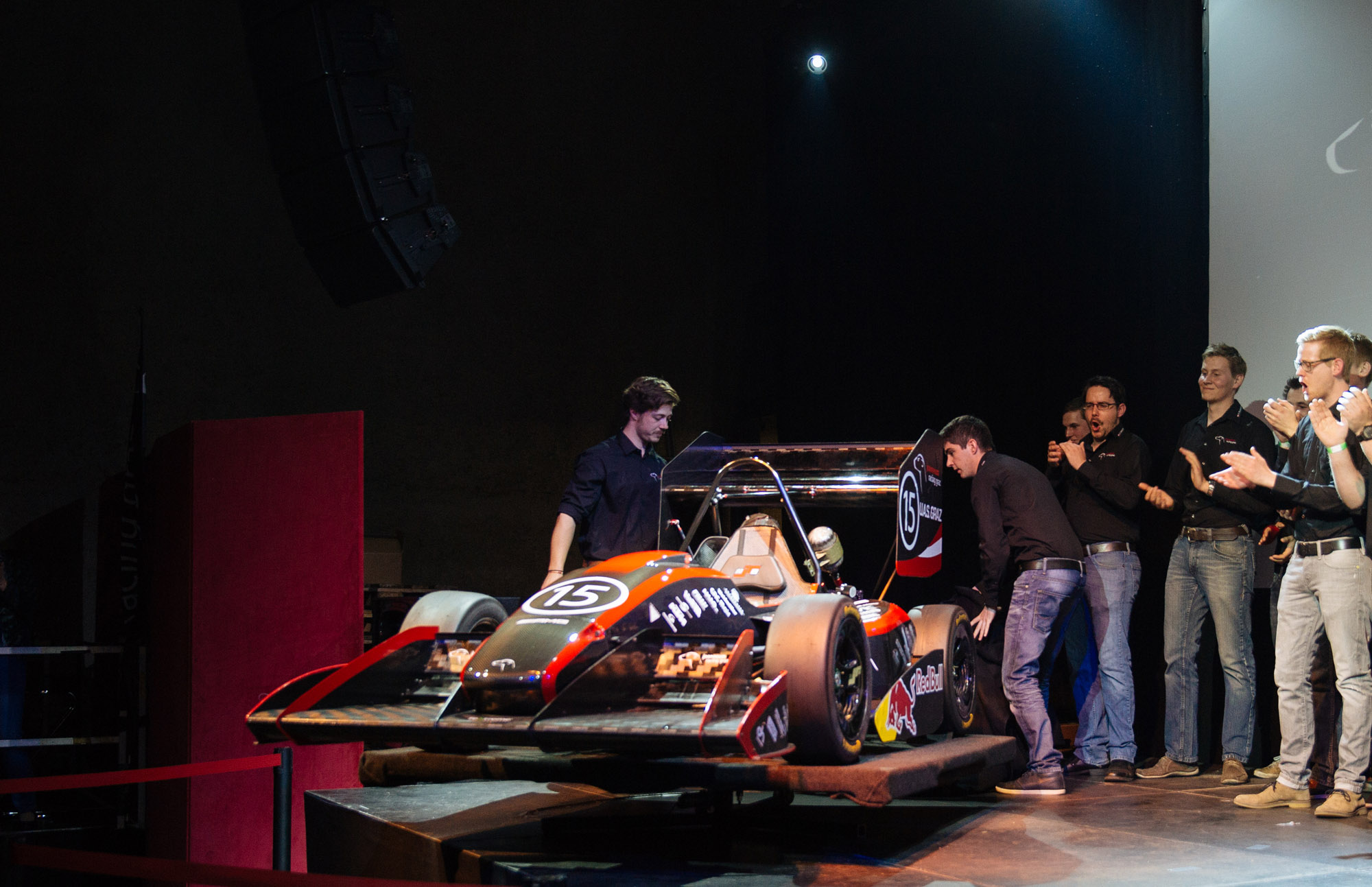 joanneum racing graz enthüllte den neuen Rennboliden (FH Joanneum ...