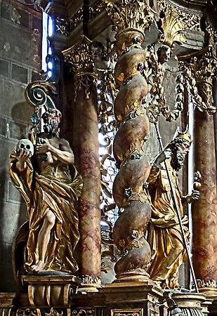 Linkes Detail des Hochaltar, Kirche des hl. Nikolaus