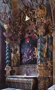 1. nördlicher Seitenaltar, vom Eingang aus