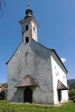 Westseite der Kirche
