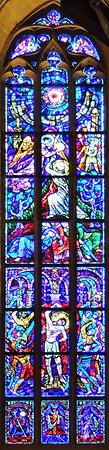 Glasfenster hintern Altar rechts