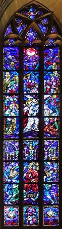 Glasfenster hintern Altar links