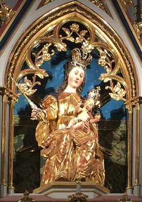 Statue sitzende Maria mit Kind