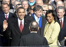 Amtseid Obamas 20.1.2009, Foto: Master Sgt. Cecilio Ricardo, - aus: Wikicommons unter CC 