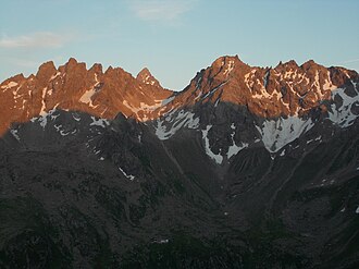 Westliche Plattenspitze (rechts der Mitte) von Nordwesten