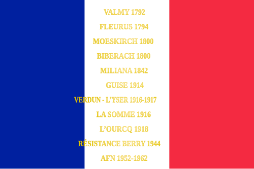 Vereinfacht dargestellte Regimentsfahne mit den aufgeführten Schlachten, an denen das Regiment seit der Revolution ehrenvoll teilgenommen hat. Auf der Rückseite der Regimentsfahne sind (seit Napoleonischer Zeit) in goldenen Lettern die Feldzüge und Schlachten aufgeführt, an denen das Regiment ruhmvoll teilgenommen hat.
