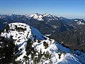 Vorgipfel des Trainsjochs im Winter, Rotwand und Hochmiesing im Hintergrund