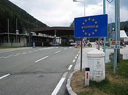 Grenzstation am Wurzenpass im September 2008