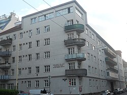 Alice-und-Heinrich-Scheuer-Hof