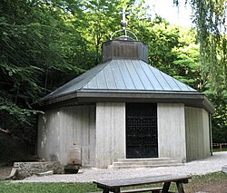Antoniusbrünnl, Kapelle mit Quellfassung
