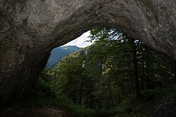 Arzberghöhle