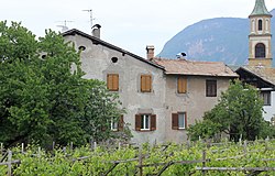 Schöpfer, Clauserweg 3