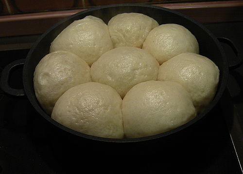 Gegarte Dampfnudeln