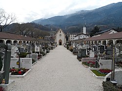 Friedhofsarkaden und Friedhofskapelle