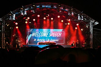 Eröffnungsrede am Marktplatz