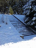 Bahnsteigzugang zum früheren Haltepunkt Toblacher See (Kilometer 61,903)