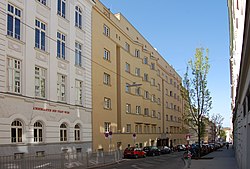 Dr.-Friedrich-Becke-Hof