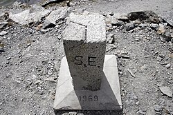 Der Grenzstein Nr. 1 auf der Dreisprachenspitze