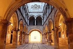 Innenhof vom Sponza-Palast