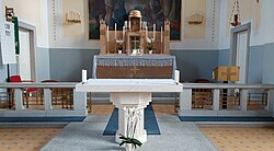 Altar, Ambo, Taufstein