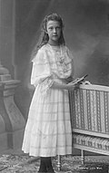 Elisabeth Franziska auf einem Postkartenfoto, ca. 1905