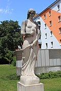 Plastik „weibliche Figur – Flora“