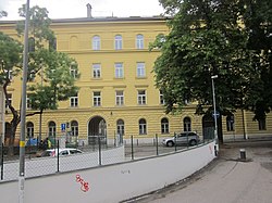 Franziskanergymnasium, Vintlerstraße 23
