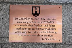 Gedenktafel am ehemaligen Sitz der Gestapo