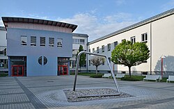 Brunnen im Schulhof Herzogenburg