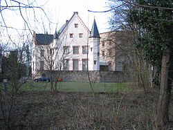Hinteres Schlösschen und Bannturm