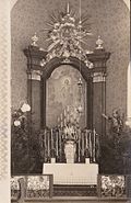 Presbyterium der Pfarrkirche mit Rosetten-Bemalung der späteren 1920er Jahre