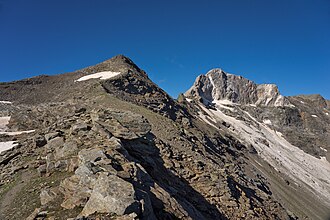 Hoher Zahn (links) und Weißwandspitze (rechts), aufgenommen beim Übergang von der Tribulaunhütte zur Magdeburger Hütte