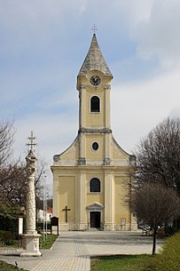 Pfarrkirche Hornstein mit Pietà-Säule