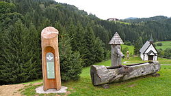 Johannesbrunnen und Engelskapelle zu Beginn des Johannesweges