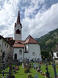 Pfarrkirche St. Anna mit Friedhof