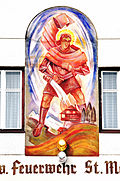 Fresko „Heiliger Florian“ am Feuerwehrhaus in Sankt Martin, Klagenfurt am Wörthersee