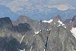 Die Südliche (links) und Nördliche Talleitenspitze (rechts), davor Teile der Klammerköpfe gesehen vom Schlussanstieg auf das Petzeck