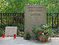 Grab von Heinrich von Kleist und Henriette Vogel am Kleinen Wannsee vor der 2011 erfolgten Renovierung