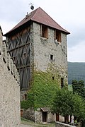 Torturm und Ringmauer von Säben
