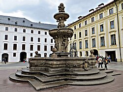 Brunnen 1686 Burg Hieronymus Kohl