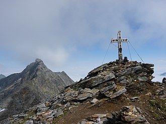 Blick vom Gipfel nach Norden zum Blessachkopf (3050&nbsp;m)