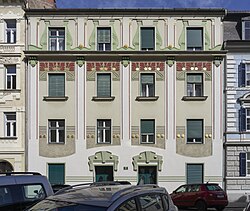 Wohn- und Geschäftshaus